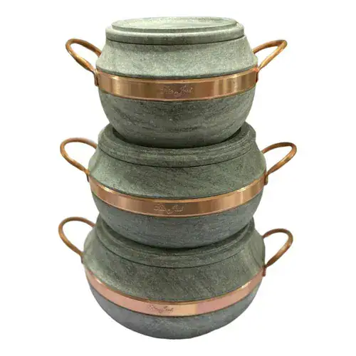 Jogo de Panelas Pedra Sabão Bojuda com tampa de pedra - Miniatura 2